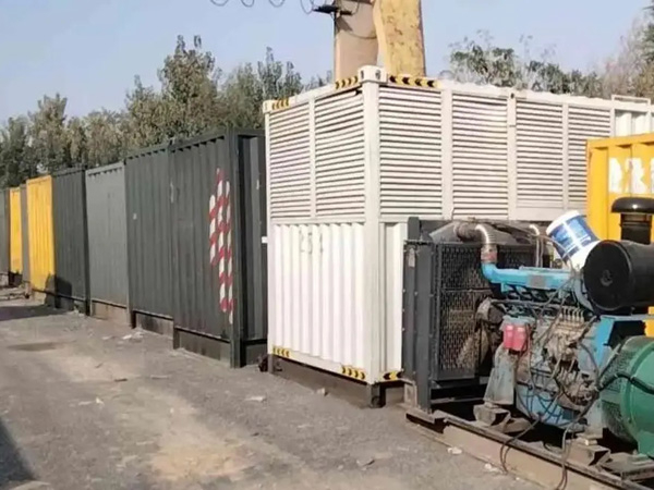 肇州200KW柴油发电机机组每小时油耗是多少?